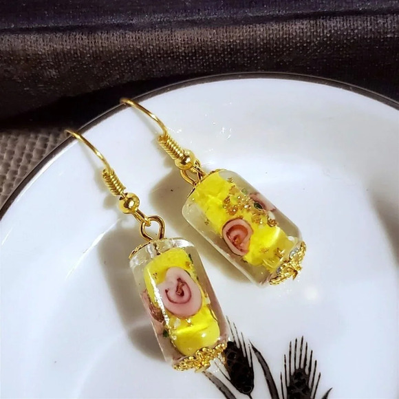Vintage Yellow Murano Lampwork Glass Flower Inside Beads Round Tube Earrings - Picture 1 of 9